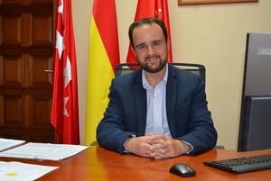 El alcalde de Guadarrama recuerda la necesidad de extremar las precauciones sanitarias en Nochevieja