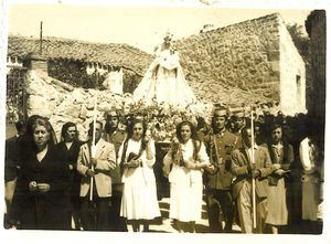 Procesión de la Virgen del Rosario en 1952