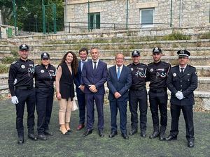 El Escorial incorpora cuatro nuevos agentes en prácticas a su plantilla de Policía Local