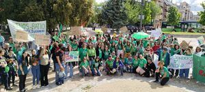 La marea verde educativa se concentra en Collado Villalba en el segundo día de huelga del profesorado
 