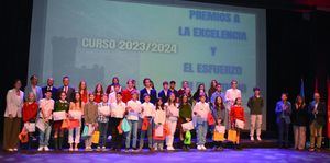 Torrelodones reconoce la excelencia y el esfuerzo en el estudio de sus mejores alumnos