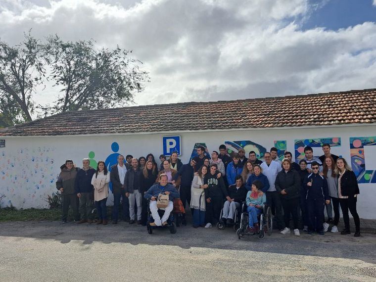 Visita del alcalde de Guadarrama a las instalaciones de ADISGUA