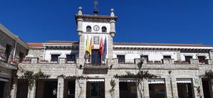 El Ejecutivo de Hoyo de Manzanares vuelve a llevar a pleno las plazas de letrado y arquitecto municipal