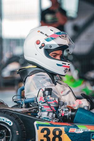 Nico, la joven promesa del karting de Hoyo de Manzanares que apunta a lo más alto, busca patrocinadores