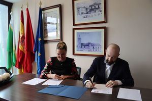 Galapagar firma un convenio con la Federación Madrileña de Patinaje para fomentar este deporte