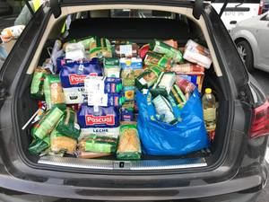 Asociaciones, comercios y voluntarios emprenden en San Lorenzo una recogida de alimentos para Cáritas