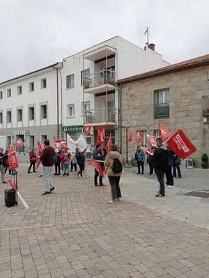 Las trabajadoras de la limpieza de Collado Villalba, en huelga indefinida desde este martes 12 de noviembre