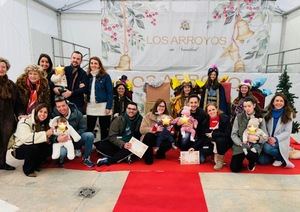 El Escorial celebra ‘Mi primera Navidad’ con las familias del ‘cheque bebé’