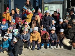 Los alumnos del Colegio Virgen de la Almudena visitan a la alcaldesa de Collado Villalba con motivo del Día de la Paz