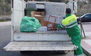 Torrelodones amplía el servicio de recogida de muebles y enseres a dos veces en semana